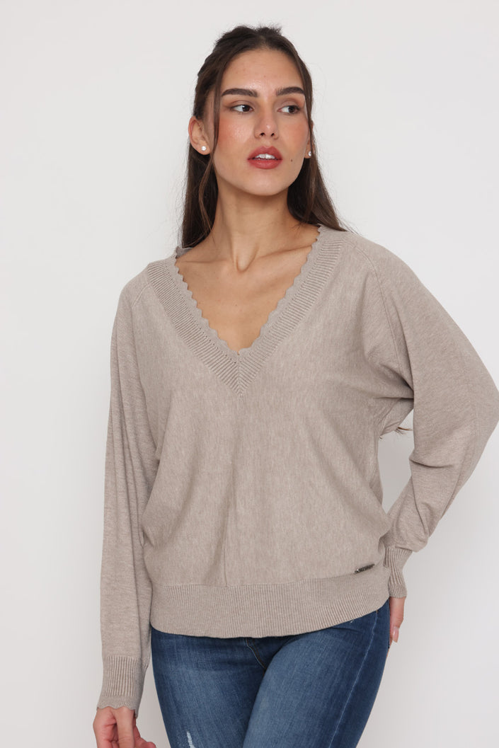 892506 - סריג וי גלי